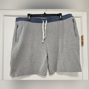 Southern Tide Sweatshorts